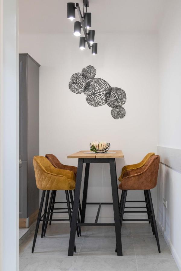 Apartament Design 1Bdr Loft Near Kvaternik Square Zagrzeb Zewnętrze zdjęcie